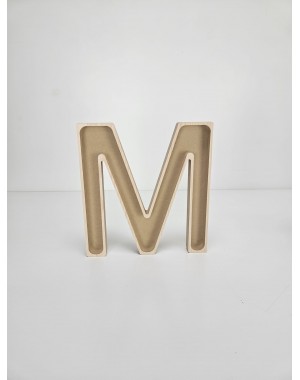 Letra M de madera