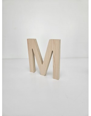 Letra M de madera maciza
