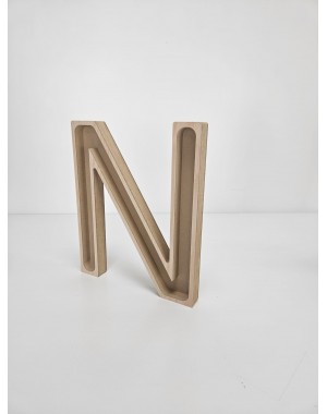 Letra N de madera