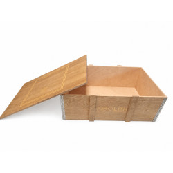 Caja de madera reforzada con tapa